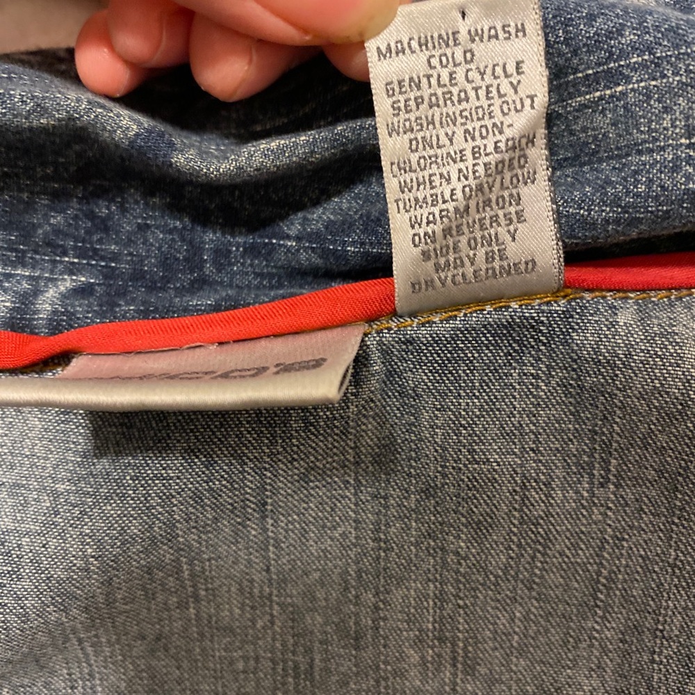 Embroidered Jean Patterned Vest - Picture 6 of 8